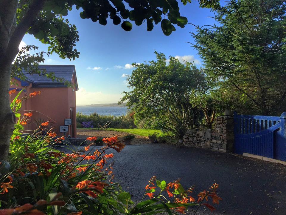 Hôtel Dolphin Beach House à Clifden Extérieur photo